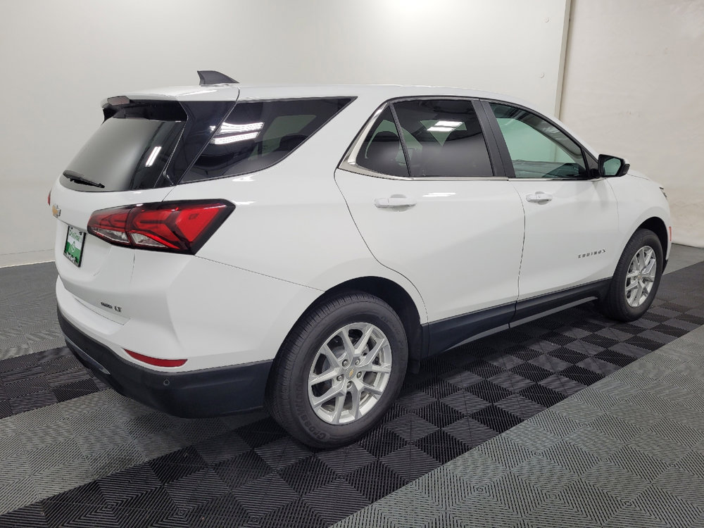 Used 2023 Chevrolet Equinox LT w/ Driver Convenience Package image 10