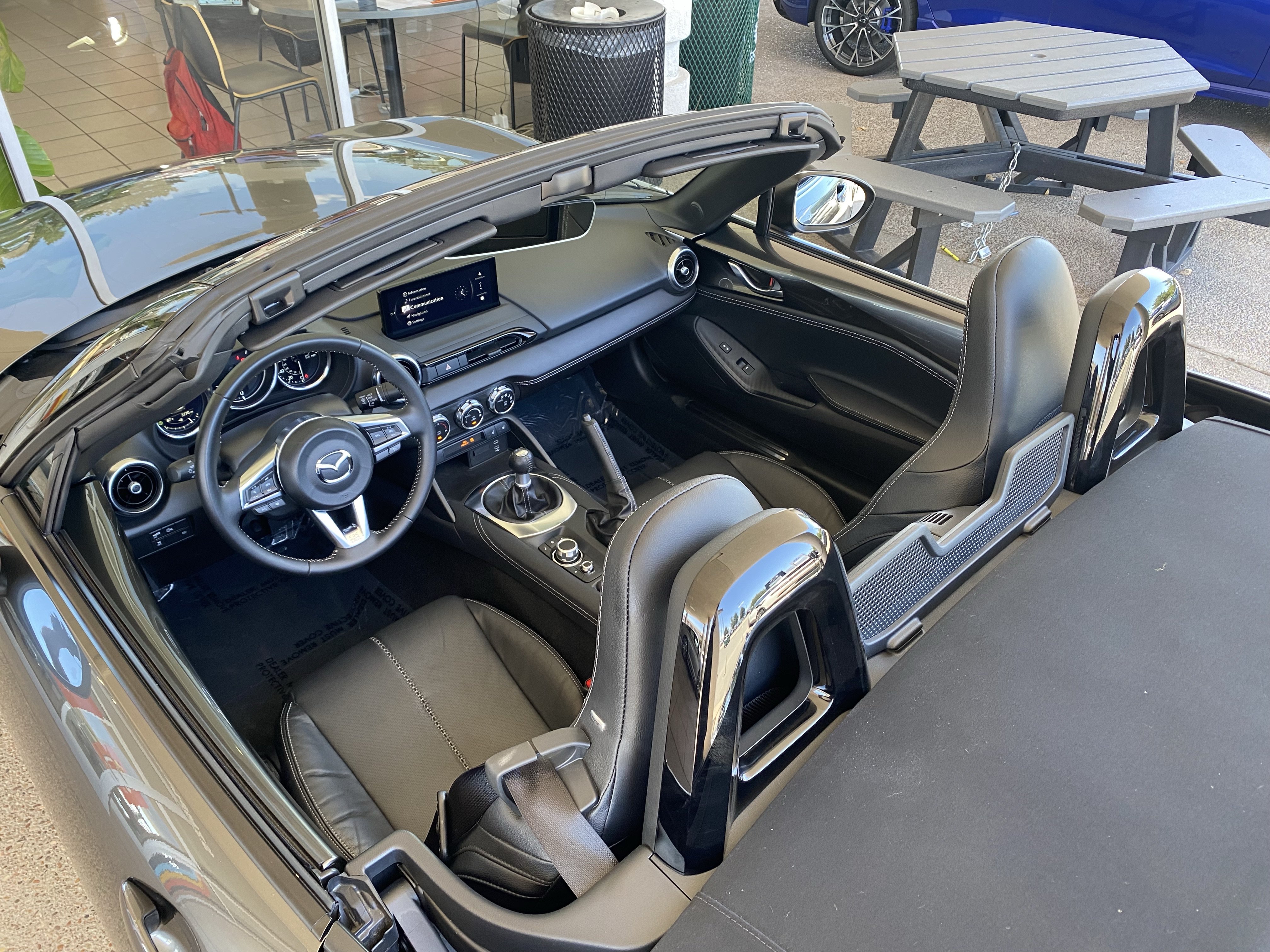Certified 2025 MAZDA MX-5 Miata Grand Touring RWD image 33