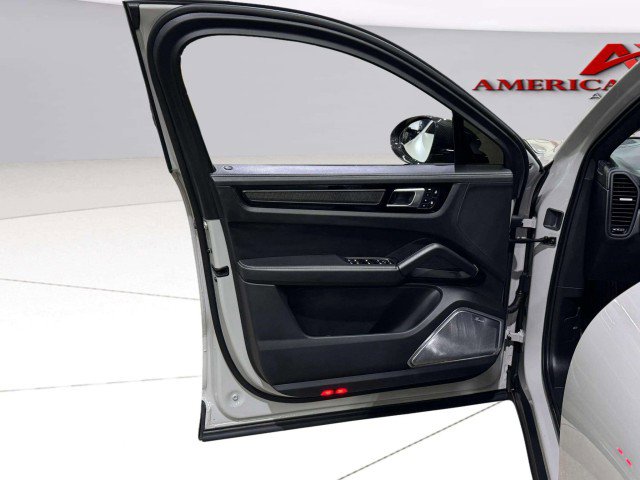 Used 2022 Porsche Cayenne Turbo GT image 70