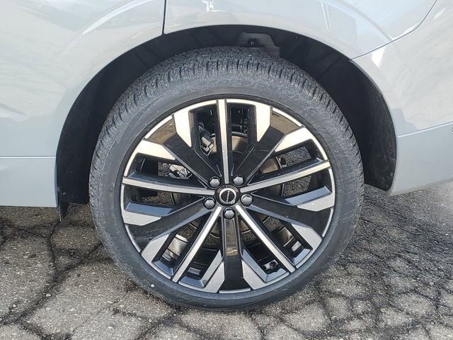 New 2026 Volvo XC60 B5 Ultra w/ Protection Package Premier image 31