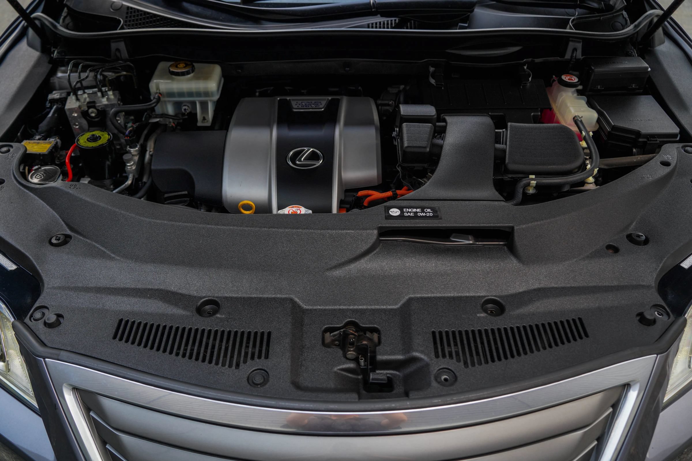 Used 2018 Lexus RX 450h AWD w/ Premium Package image 34