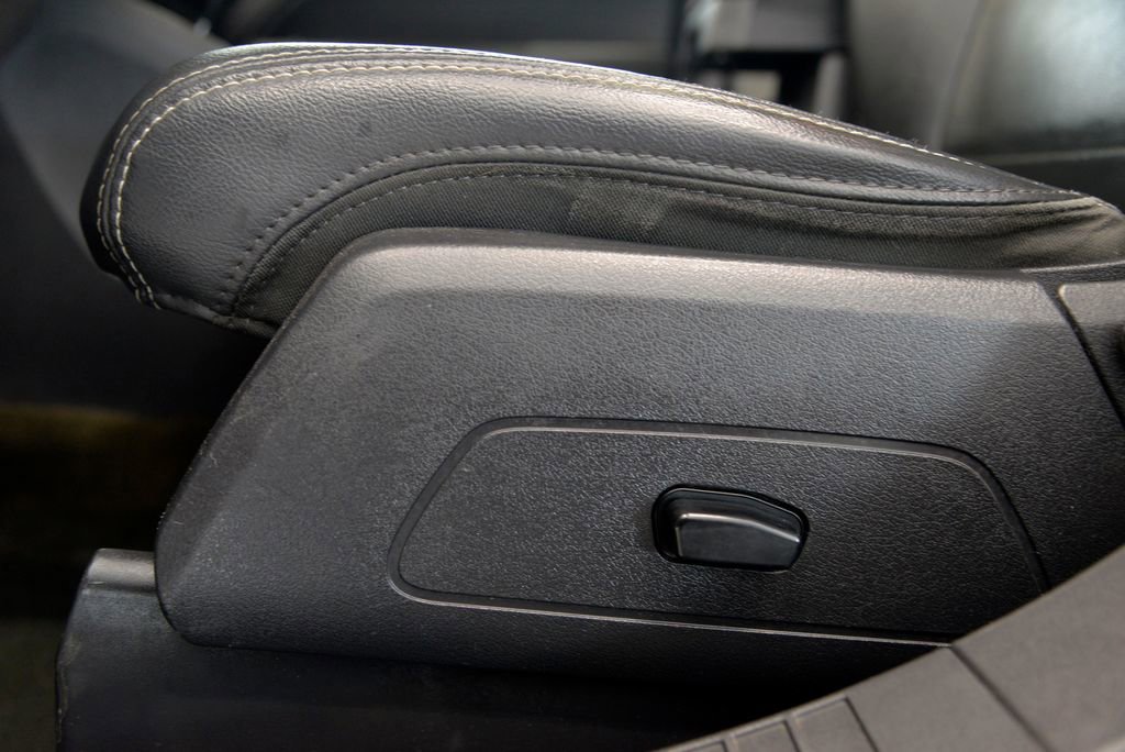 Used 2016 Jeep Patriot High Altitude AWD/4WD image 16