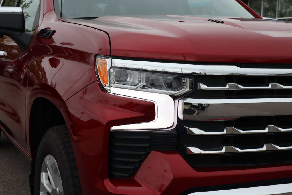 New 2026 Chevrolet Silverado 1500 LTZ AWD/4WD image 6