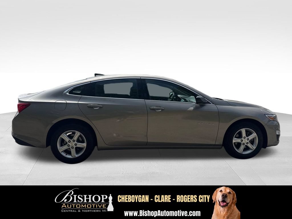 Used 2022 Chevrolet Malibu LS FWD image 12