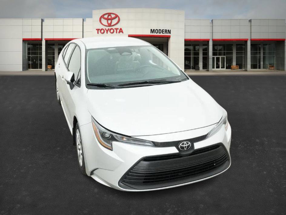 New 2026 Toyota Corolla LE image 32