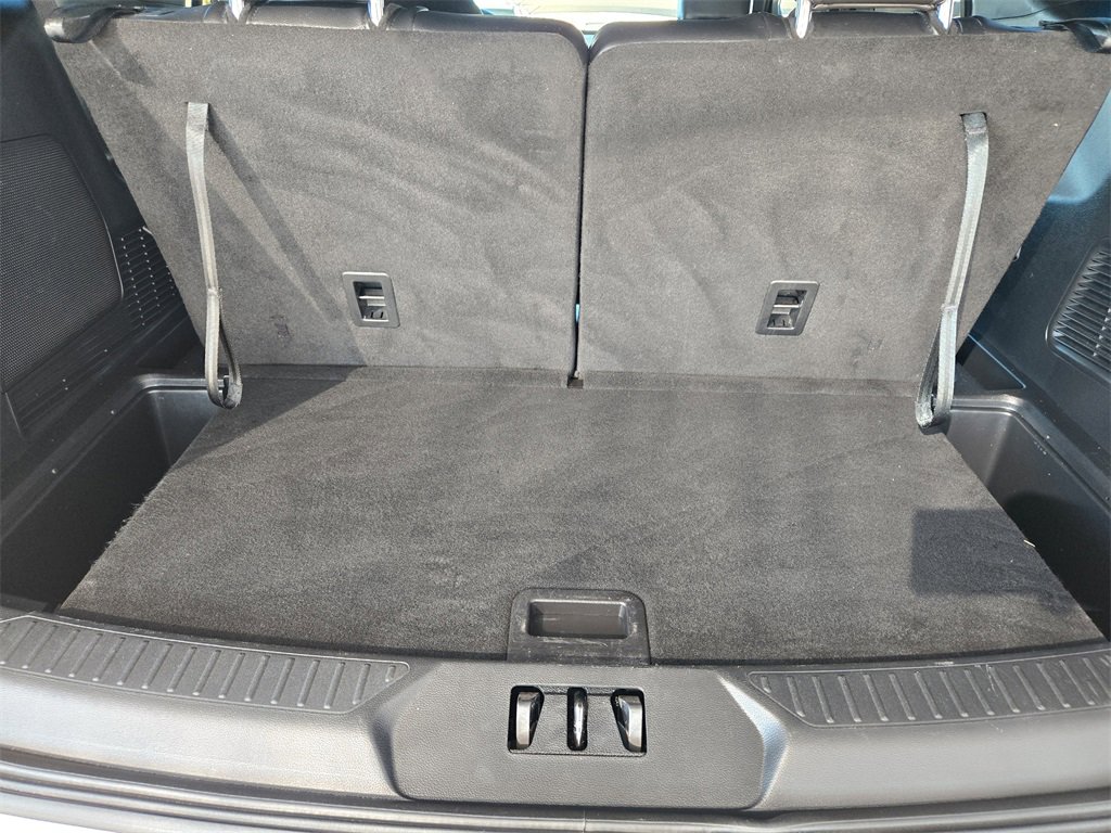 Used 2023 Ford Explorer ST-Line w/ Class IV Trailer Tow Package image 31