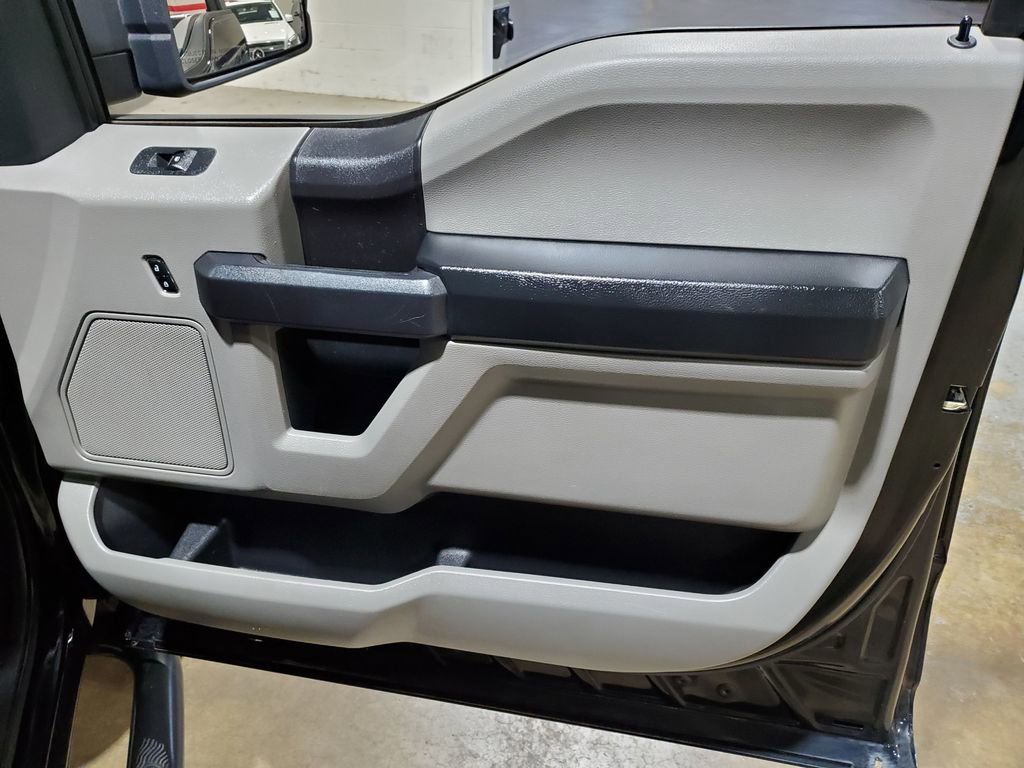 Used 2016 Ford F150 XL w/ Equipment Group 101A Mid AWD/4WD image 15