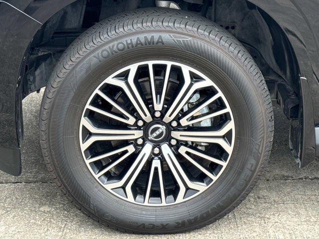 Used 2025 Nissan Armada SL w/ Captain's Chari Seat Package RWD image 5