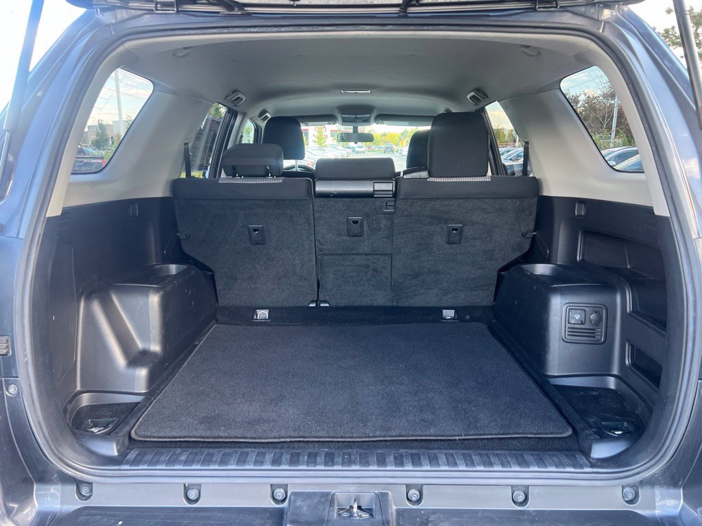 Used 2017 Toyota 4Runner SR5 RWD image 15