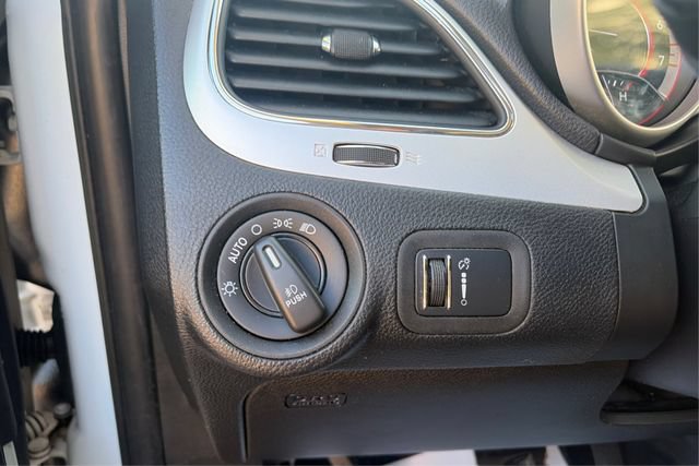 Used 2014 Dodge Journey R/T FWD image 17