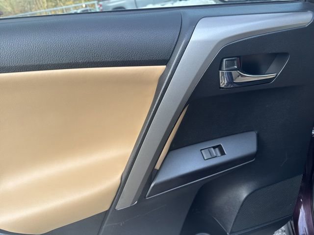 Used 2017 Toyota RAV4 XLE image 10