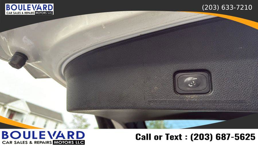 Used 2016 Ford Explorer Limited w/ Equipment Group 303A image 35