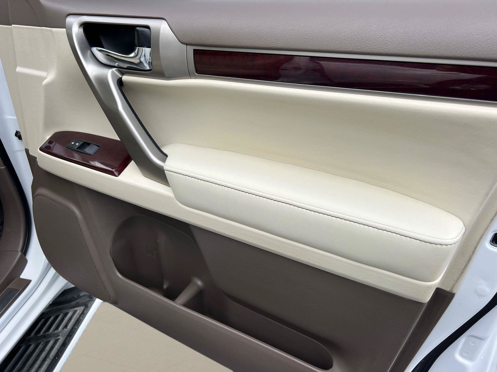 Used 2018 Lexus GX 460 Premium AWD/4WD image 12