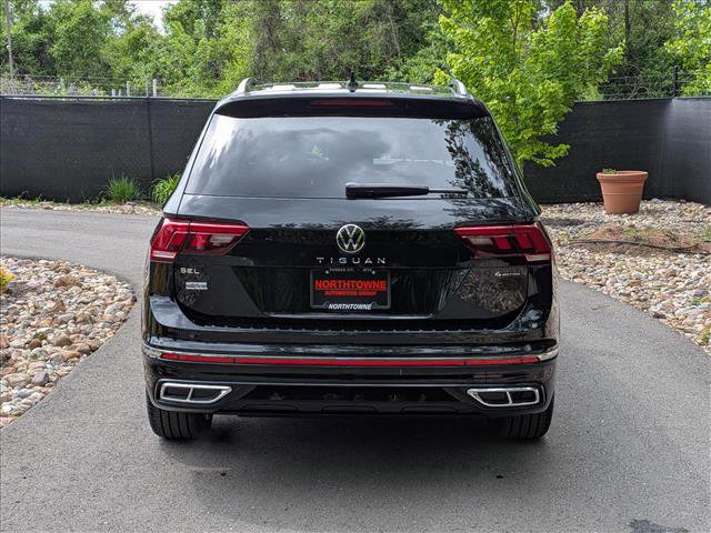 Certified 2024 Volkswagen Tiguan SEL R-Line w/ MDO Package, Two-Row AWD/4WD image 4