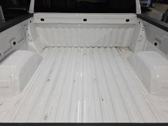 Used 2025 Chevrolet Silverado 1500 LT AWD/4WD image 16