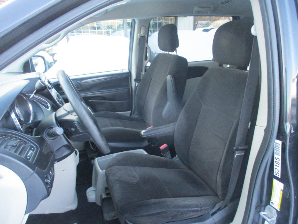 Used 2012 Dodge Grand Caravan SE FWD image 7