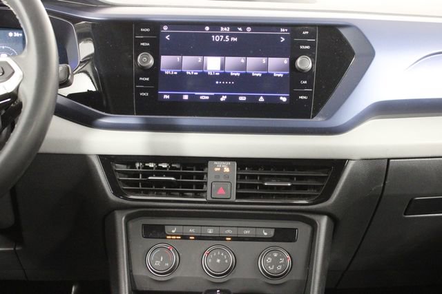 Used 2022 Volkswagen Taos SE image 30