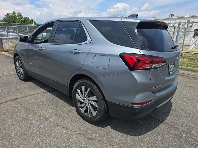Used 2024 Chevrolet Equinox LT FWD image 2