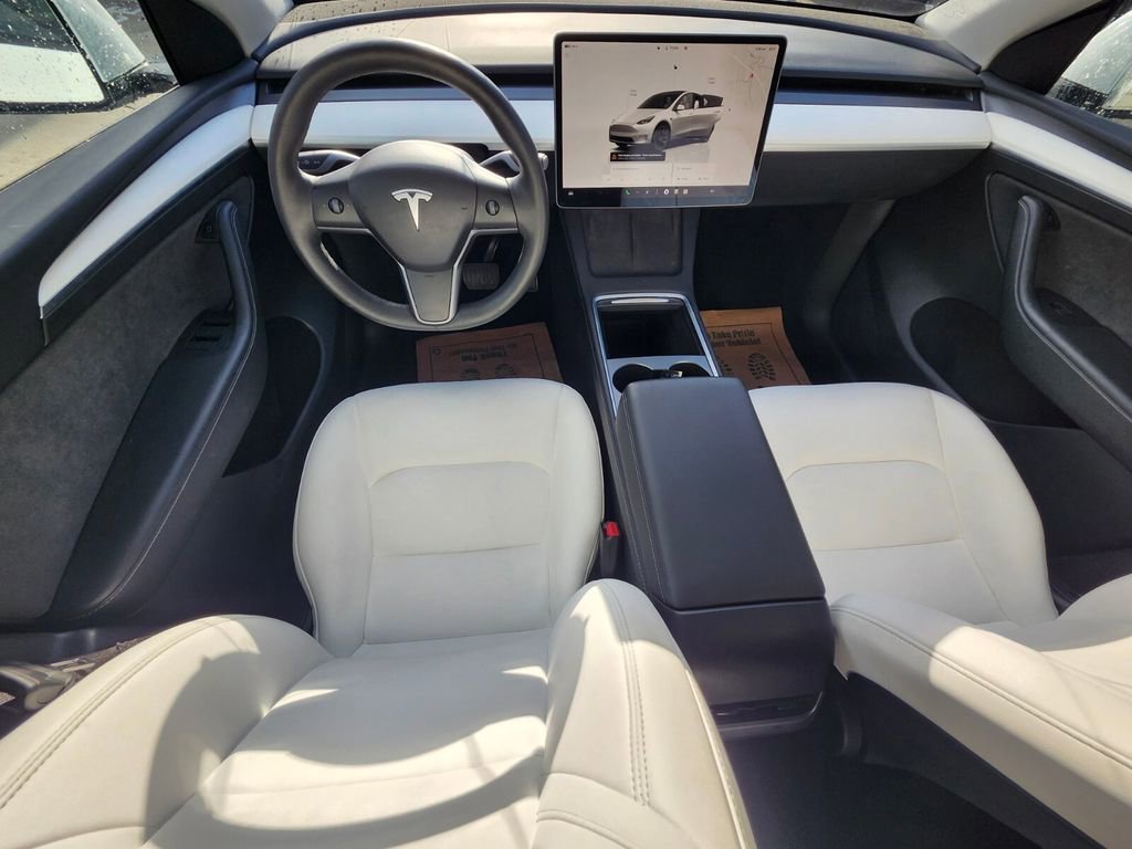 Used 2023 Tesla Model Y Long Range image 13