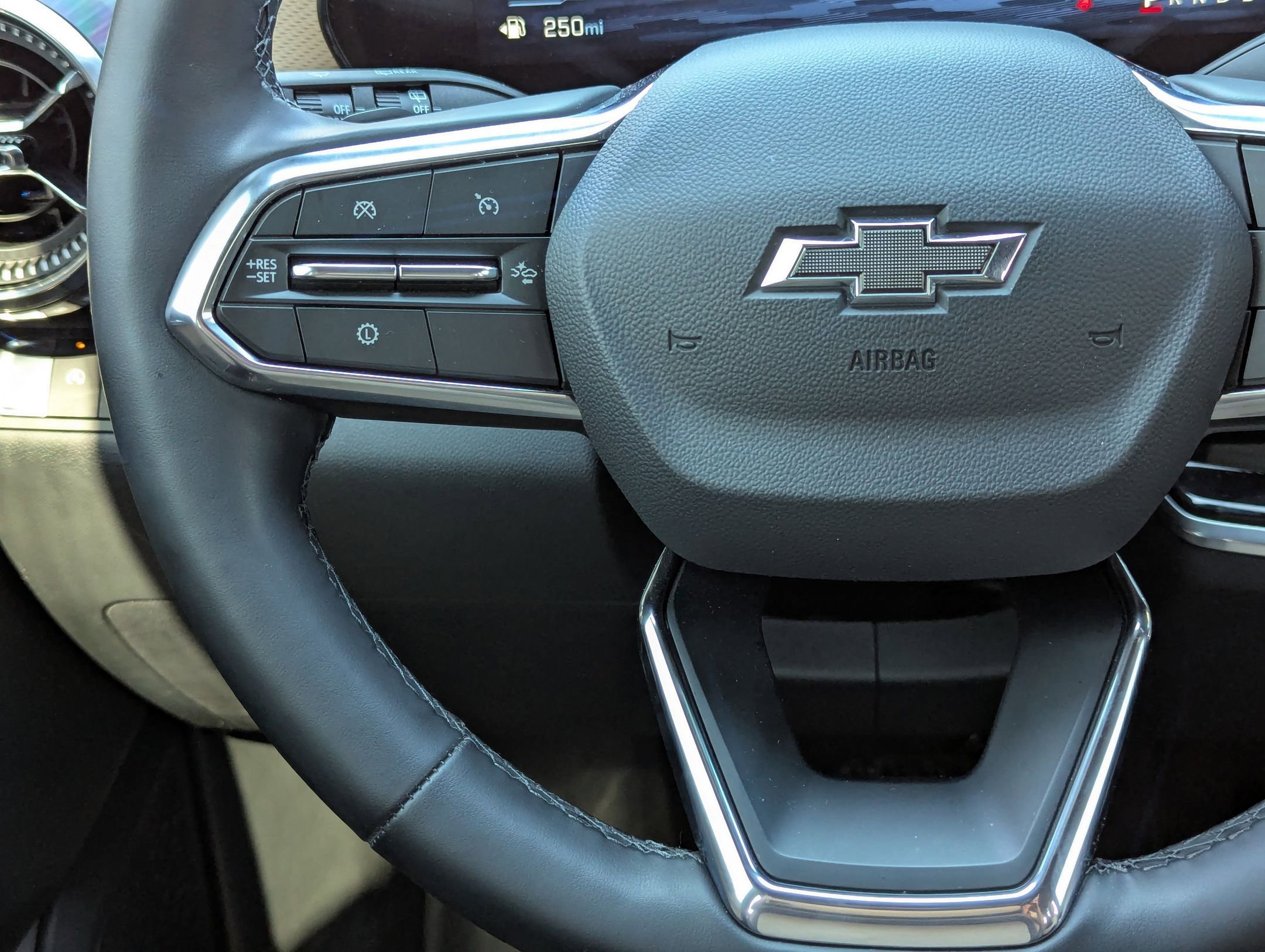 Used 2026 Chevrolet Equinox ACTIV w/ Convenience Package III image 21