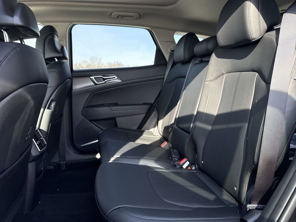 New 2026 Kia Sportage EX w/ EX Panorama Roof Package image 25
