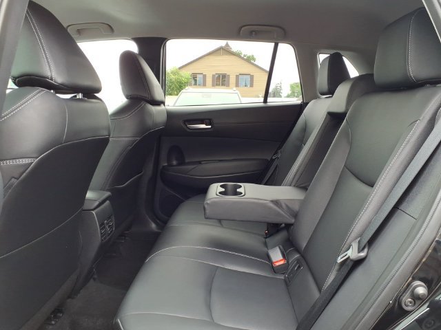 Certified 2025 Toyota Corolla Cross XLE FWD image 9