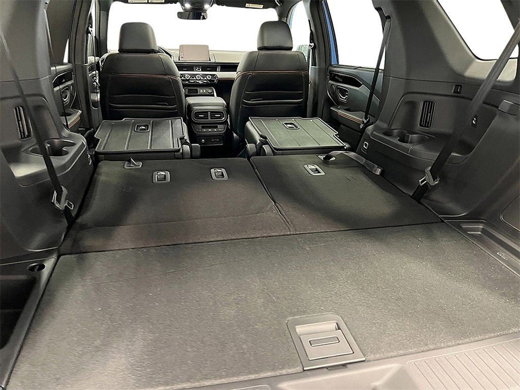 New 2025 Honda Pilot TrailSport image 32