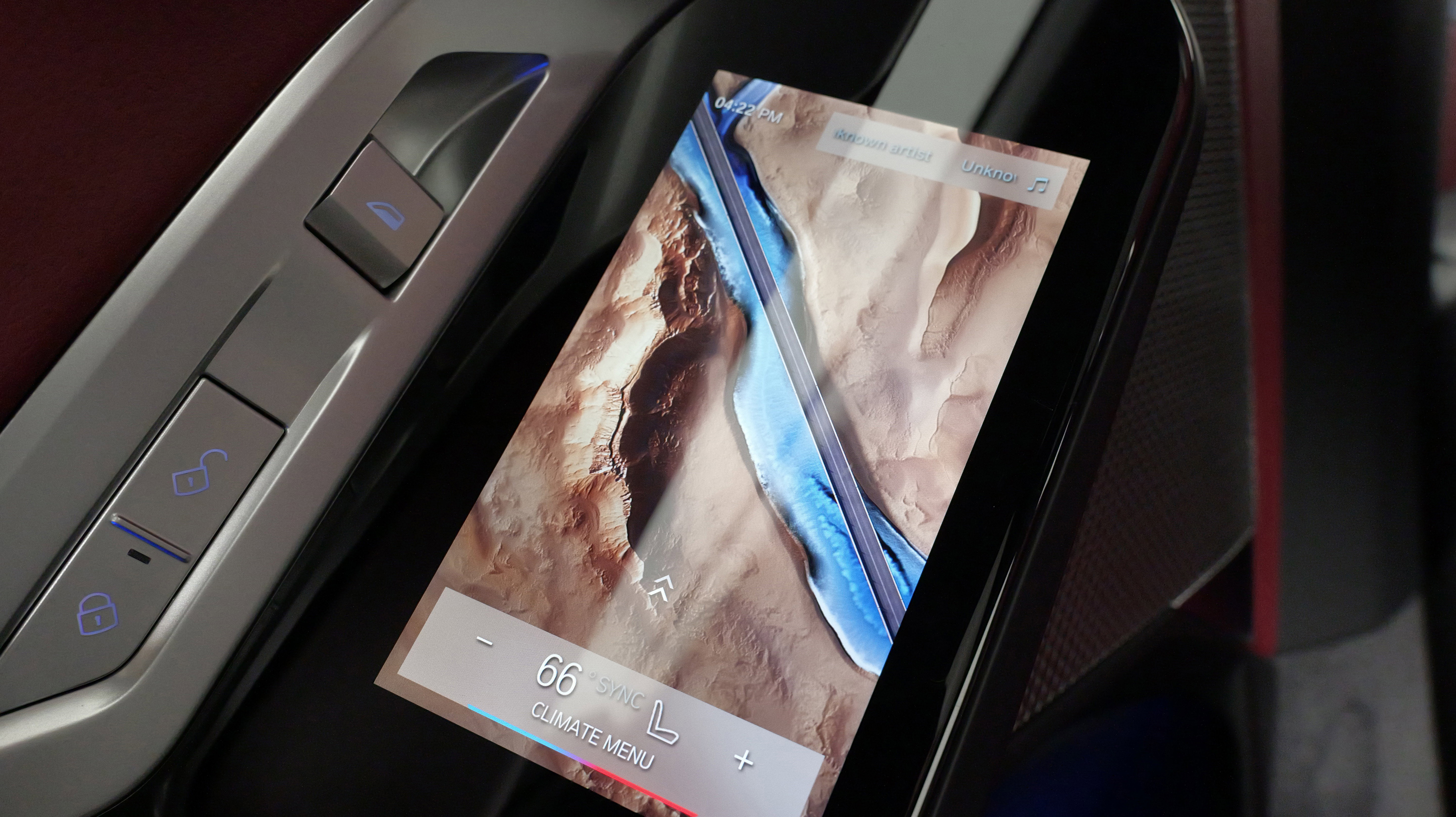 Used 2024 BMW 740i xDrive image 40