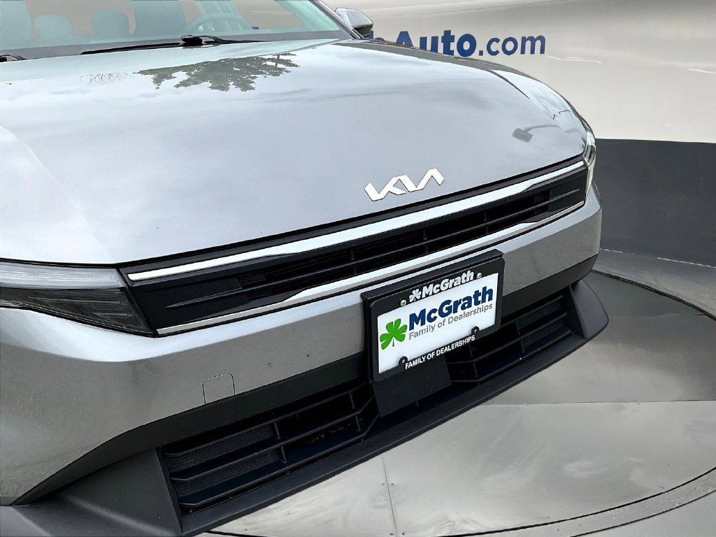 Used 2025 Kia K4 FWD image 32