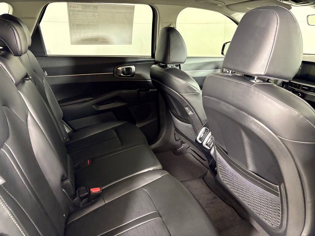 New 2026 Kia Sorento S w/ S Panoramic Sunroof Package image 17