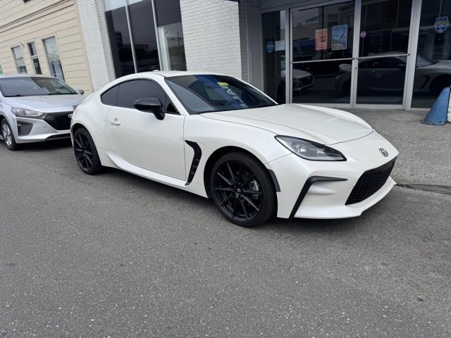 Used 2024 Toyota GR86 Premium image 5