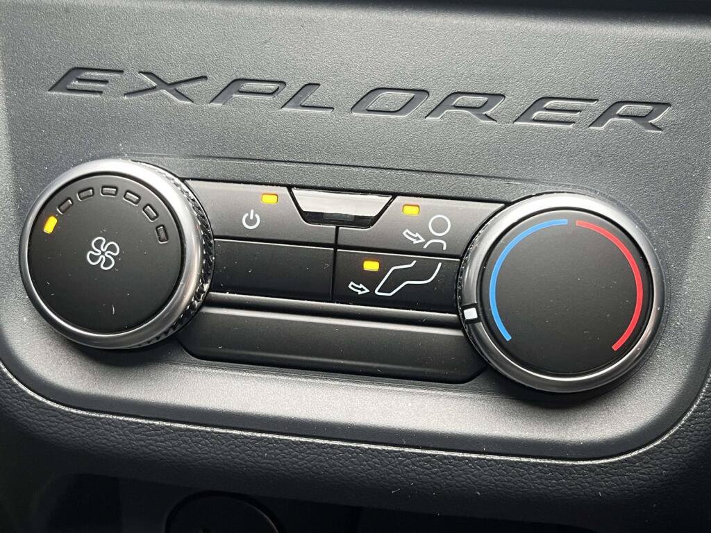 Certified 2026 Ford Explorer ST-Line AWD/4WD image 23