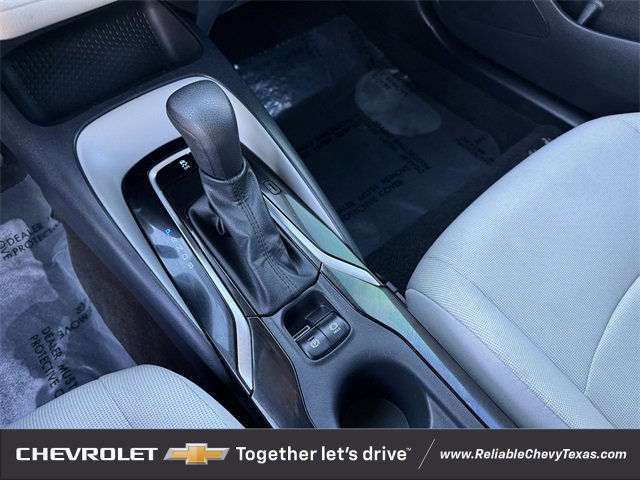 Used 2022 Toyota Corolla LE image 16