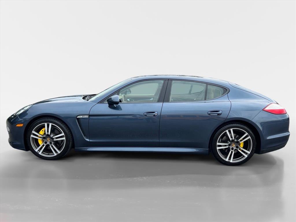 Used 2013 Porsche Panamera 4 w/ Premium Pkg Plus AWD/4WD image 2