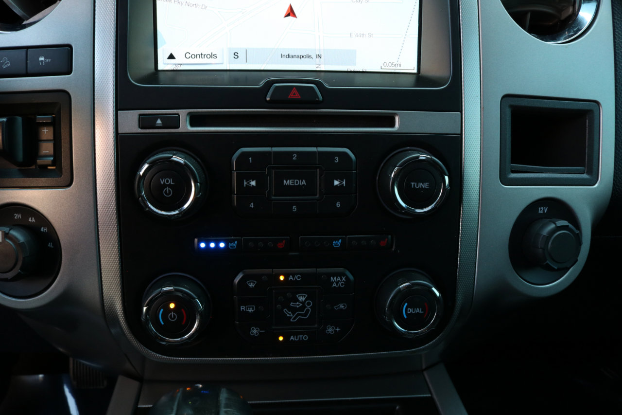 Used 2017 Ford Expedition XLT w/ Equipment Group 202A image 29