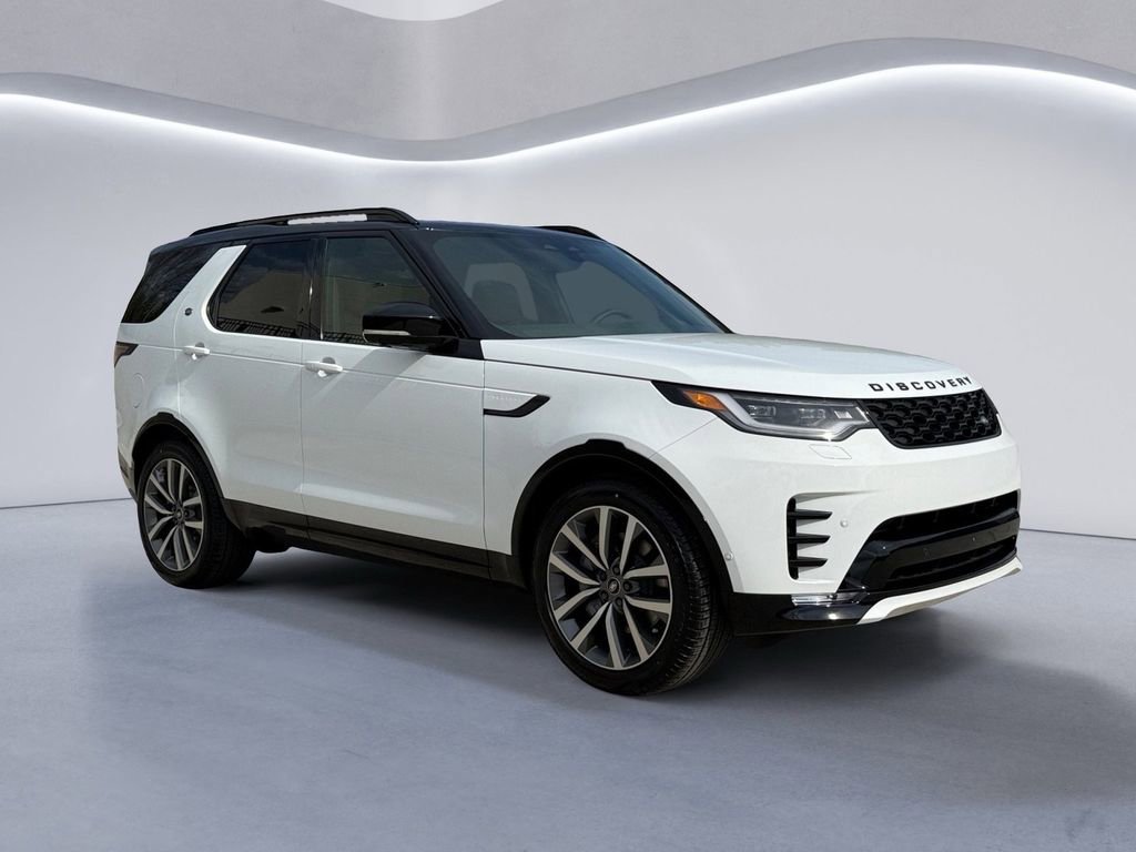 New 2026 Land Rover Discovery Dynamic SE image 7