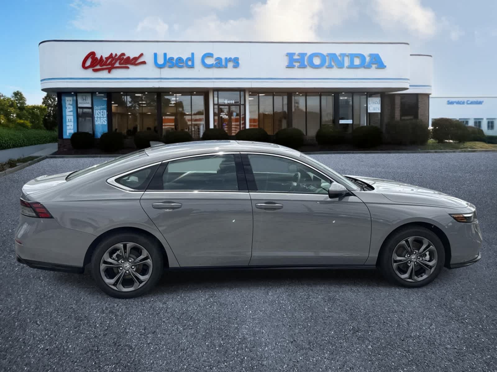 Used 2025 Honda Accord EX-L image 6