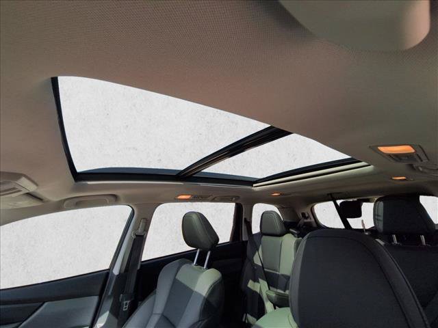 Used 2023 Subaru Ascent Onyx Edition AWD/4WD image 13
