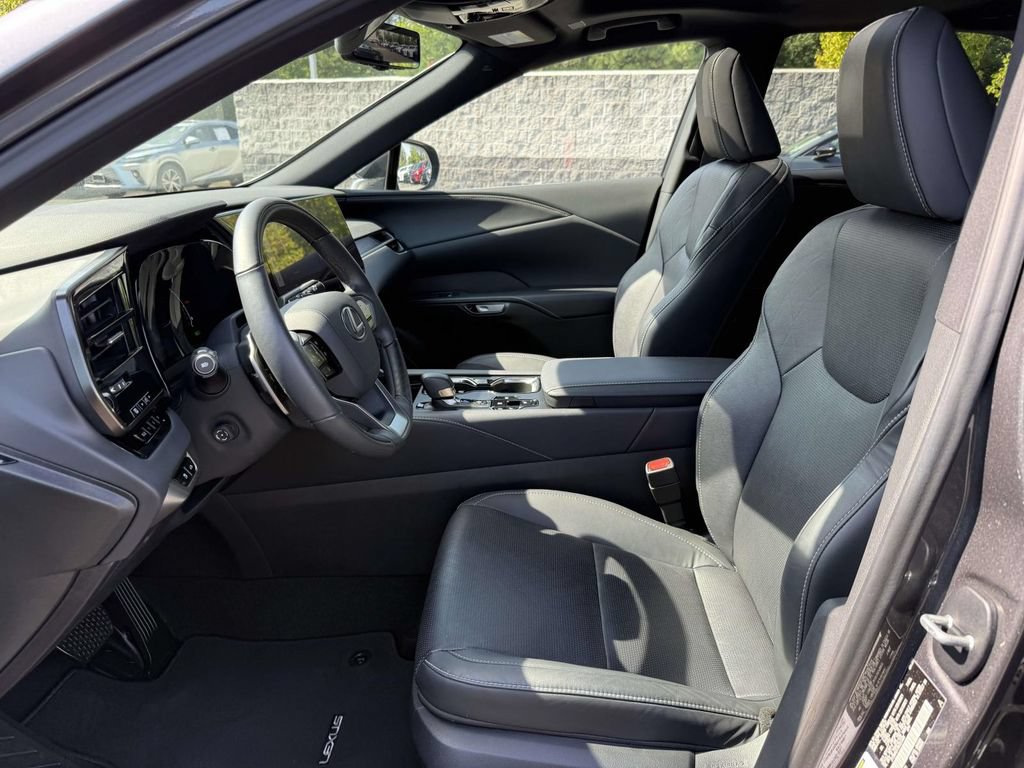 Used 2024 Lexus RX 350 w/ Convenience Package AWD/4WD image 13