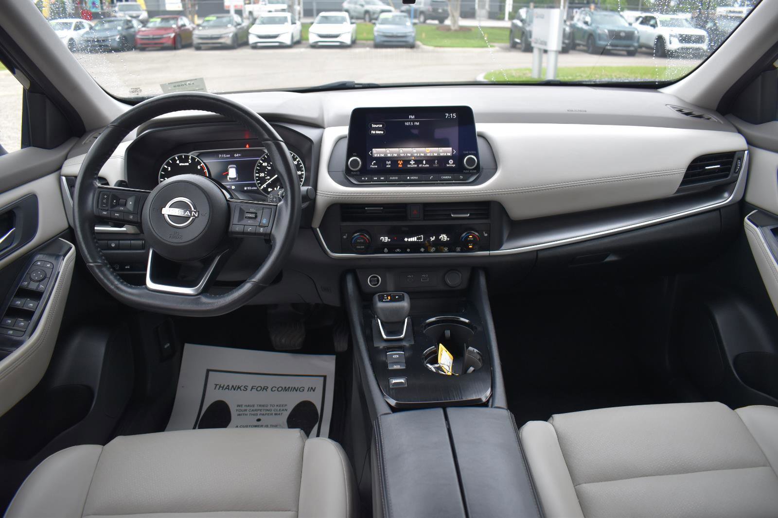 Used 2023 Nissan Rogue SV w/ SV Premium B Package FWD image 30