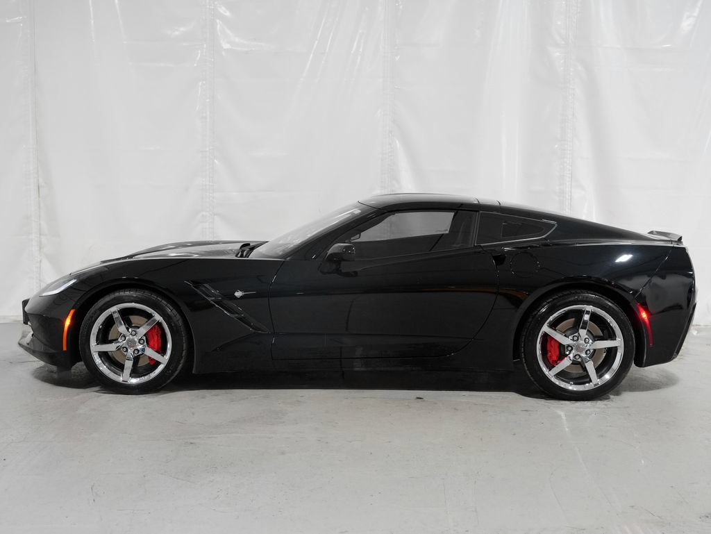 Used 2014 Chevrolet Corvette Stingray Coupe w/ 3LT Preferred Equipment Group RWD image 2