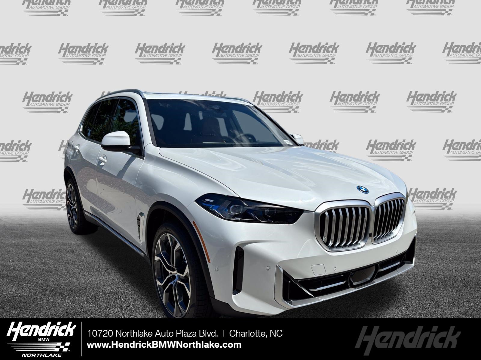New 2026 BMW X5 xDrive50e AWD/4WD image 1