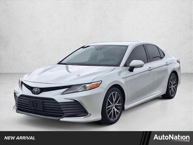 Certified 2024 Toyota Camry XLE image 1