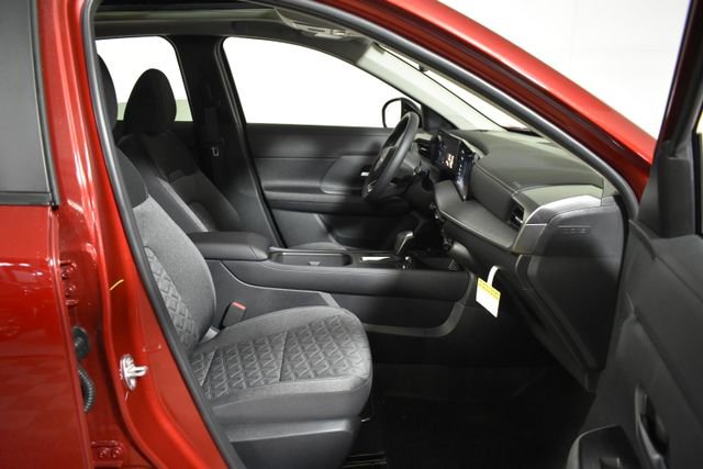 New 2026 Nissan Kicks SV w/ SV Premium Package AWD/4WD image 32