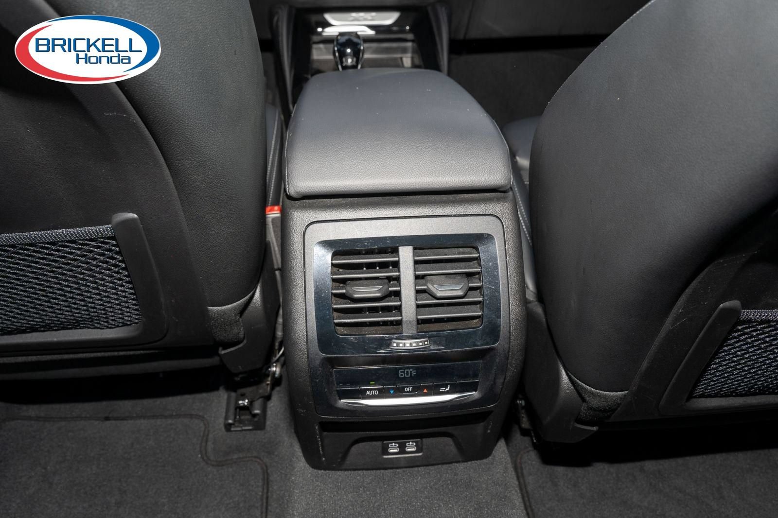 Used 2025 BMW X4 xDrive30i AWD/4WD image 19
