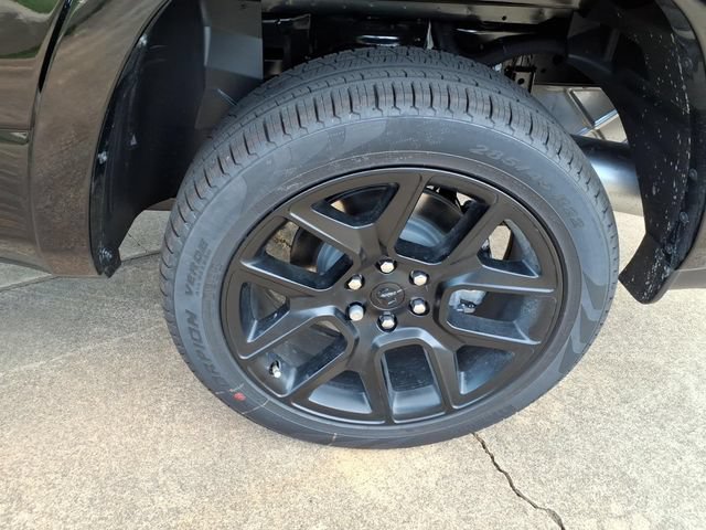 New 2026 RAM 1500 Laramie AWD/4WD image 17
