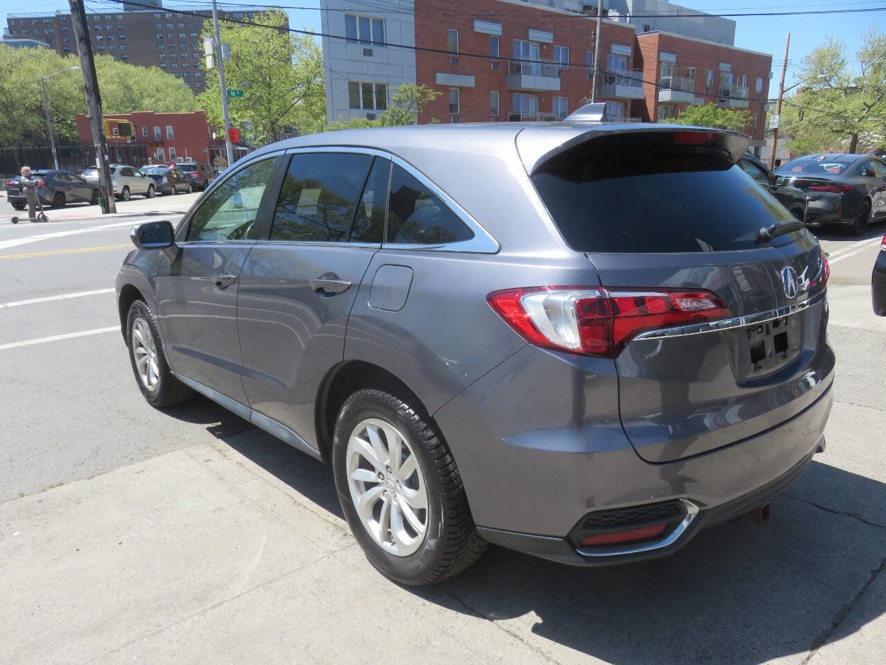Used 2018 Acura RDX AWD w/ Technology Package image 5