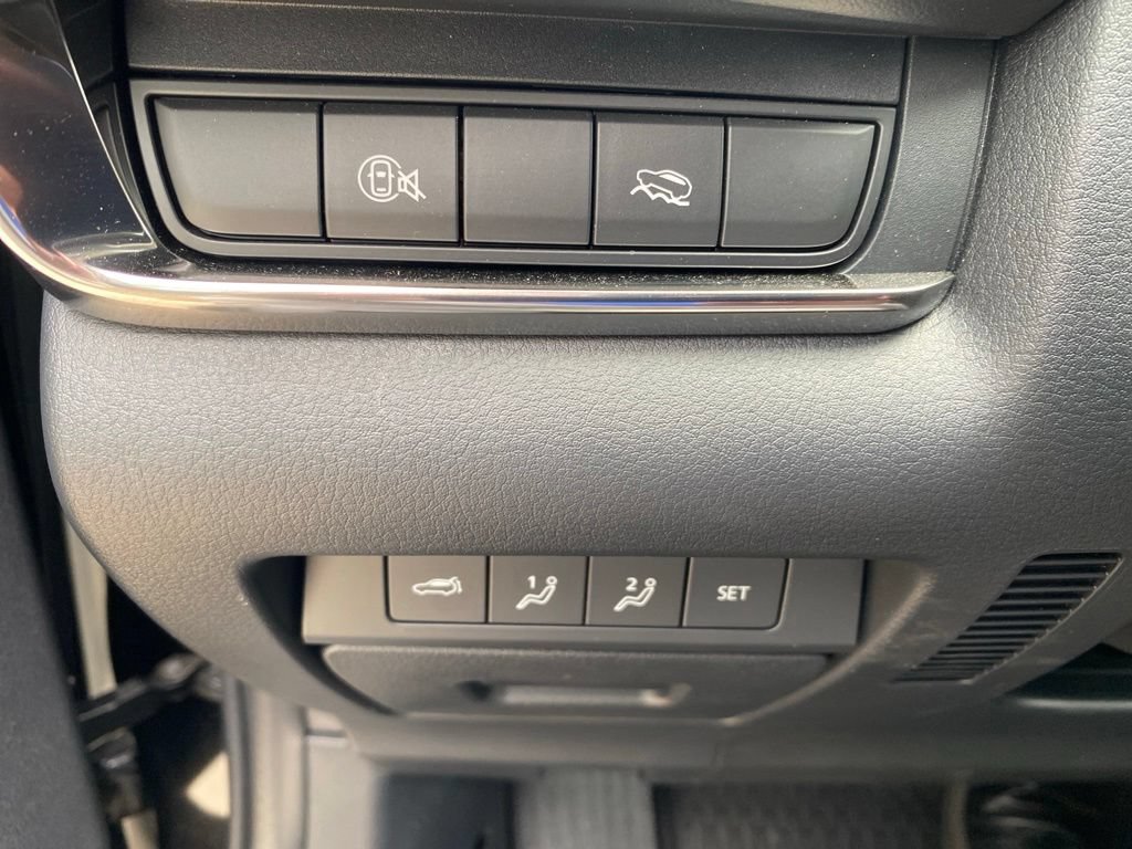 Certified 2025 MAZDA CX-30 AWD 2.5 S w/ Premium Package image 16