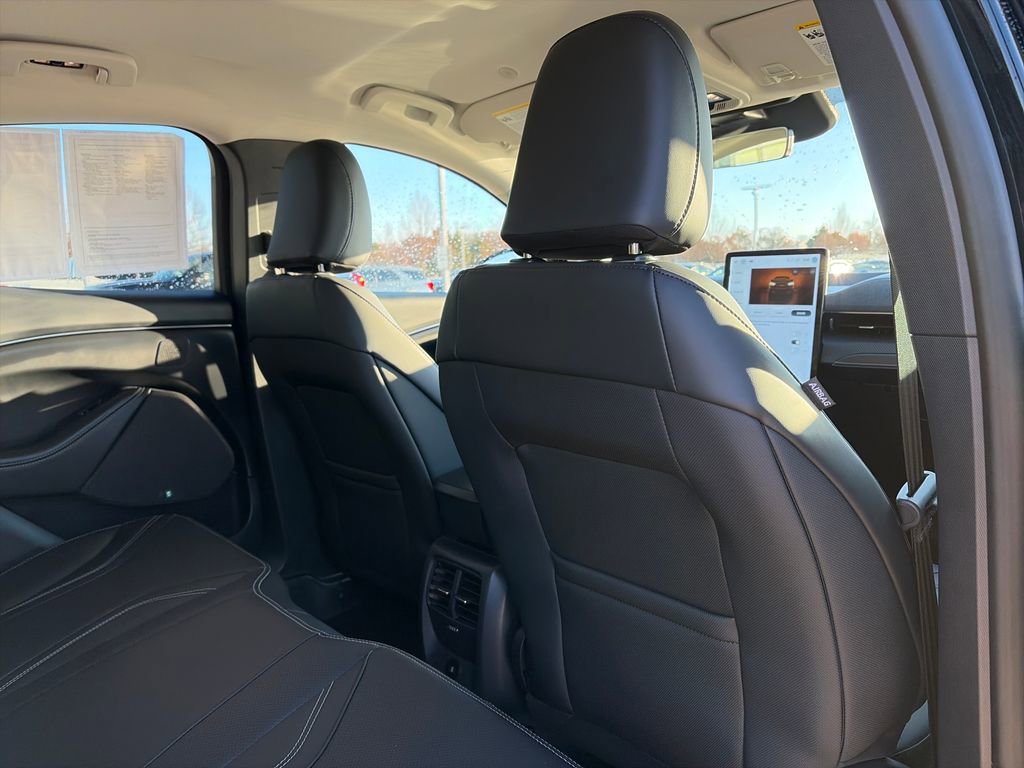 Used 2024 Ford Mustang Mach-E Premium image 36