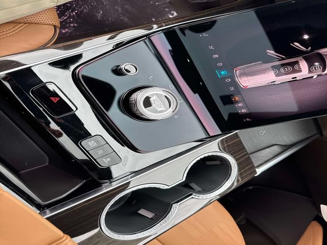 New 2026 Cadillac Escalade Luxury w/ Touring Package AWD/4WD image 30
